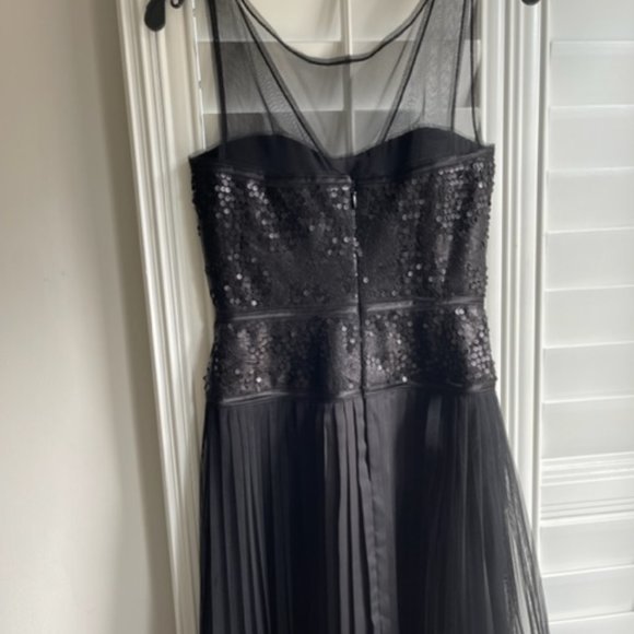 BCBGMaxAzria Black Dress with sequins and pleats - Picture 2 of 6